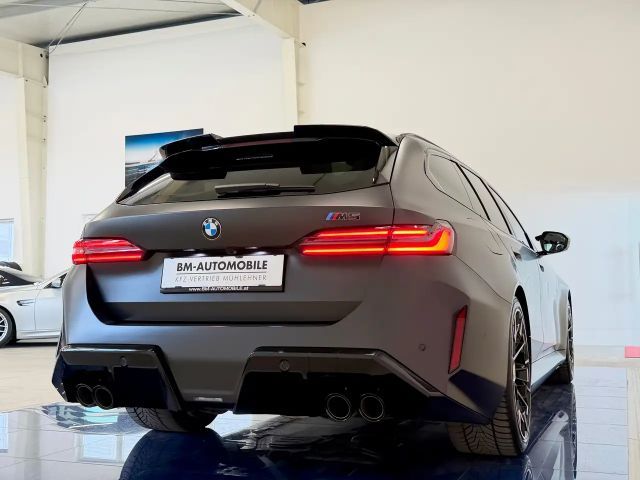 BMW M5 Touring,FrozenMatt,AHK,Panorama,B&W,Leasing,neu