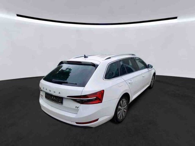 Skoda Superb Combi iV
