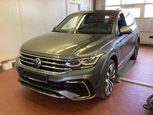 Volkswagen Tiguan Allspace IQ.Drive R-Line