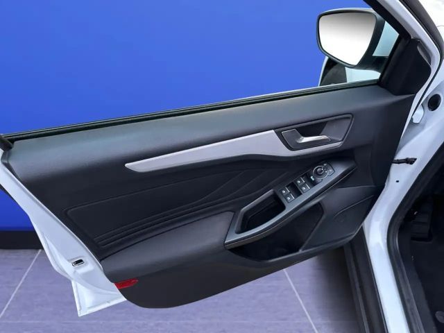 Ford Focus Cool & Connect Wagon