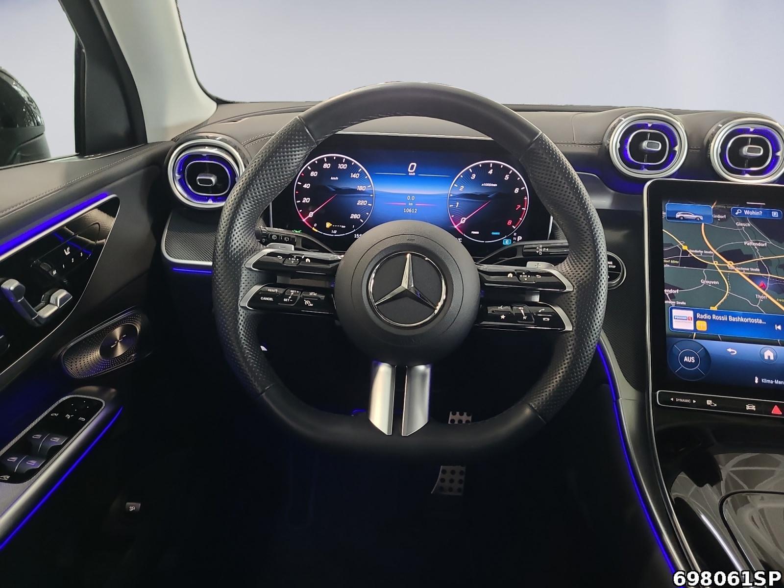 Mercedes-Benz GLC 300 4MATIC AMG Line