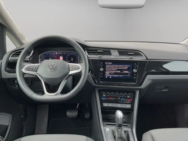 Volkswagen Touran 1.5 TSI DSG R-Line