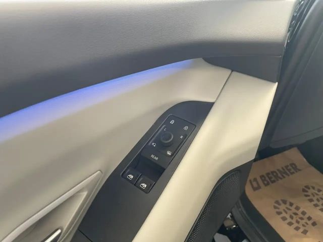 Ford Capri AWD Extended range Premium