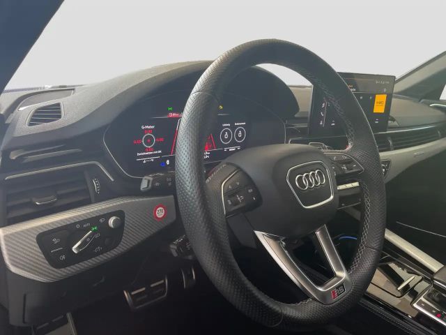 Audi RS4 Quattro S-Tronic