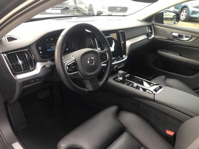 Volvo V60 AWD Dark Hybrid Plus T6