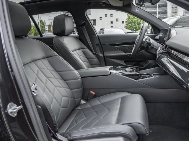 BMW 520 520d M-Sport Touring xDrive