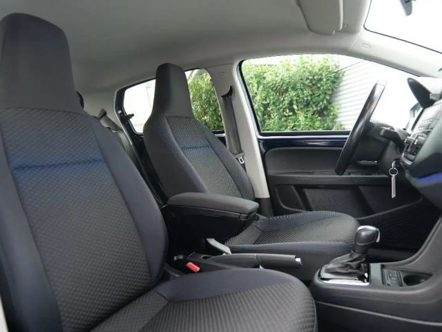 Volkswagen e-up! United 83PS 32,3 kWh