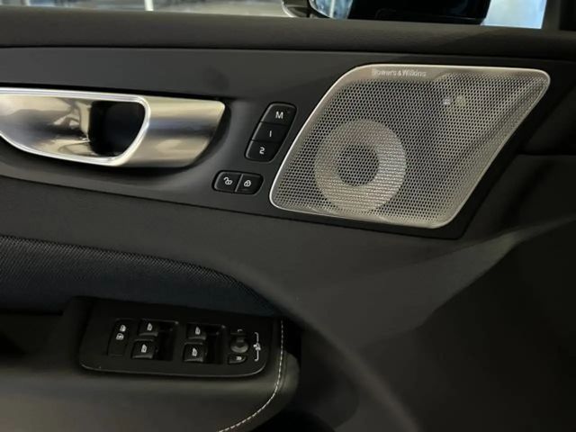 Volvo XC60 AWD Recharge T8 Ultra