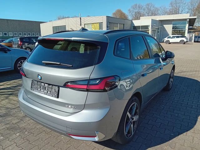 BMW 220 220i Active Tourer
