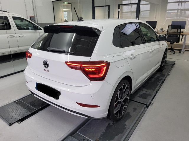Volkswagen Polo 2.0 TSI DSG GTI