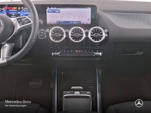 Mercedes-Benz EQA 300 4MATIC