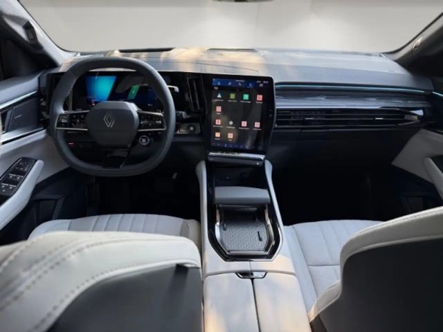 Renault Espace E-Tech Hybrid Iconic