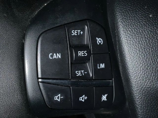 Ford Puma EcoBoost Titanium