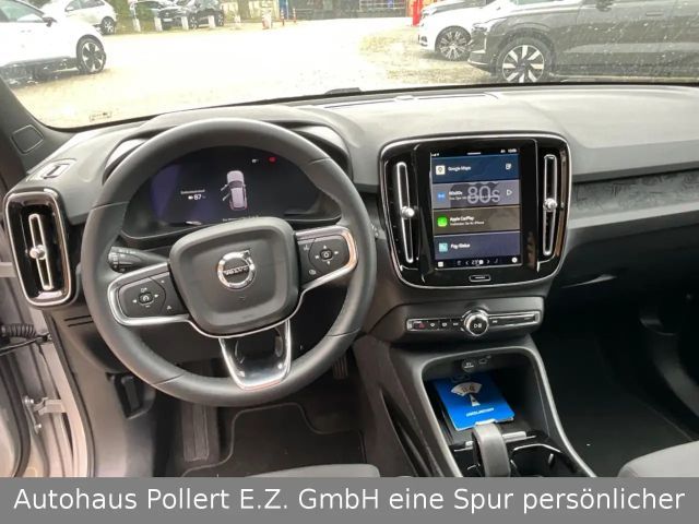 Volvo XC40 Core Recharge