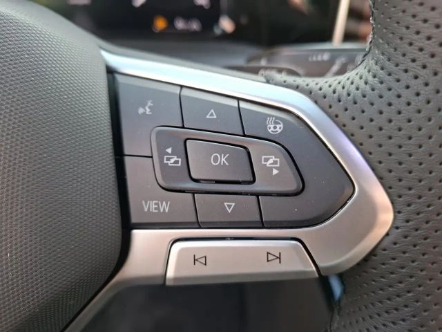 Volkswagen Golf DSG Sport Variant