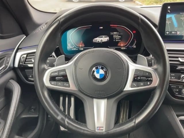BMW 520 520d M-Sport Touring