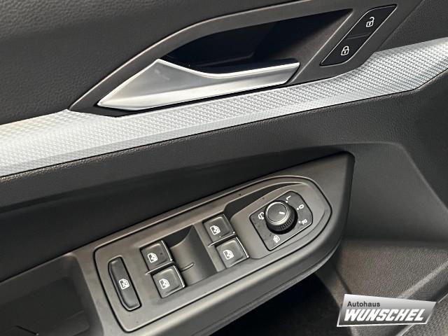 Volkswagen Golf 1.5 TSI Golf VIII