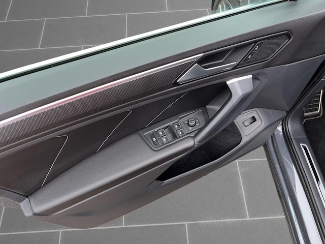 Volkswagen Tiguan 2.0 TSI DSG R-Line