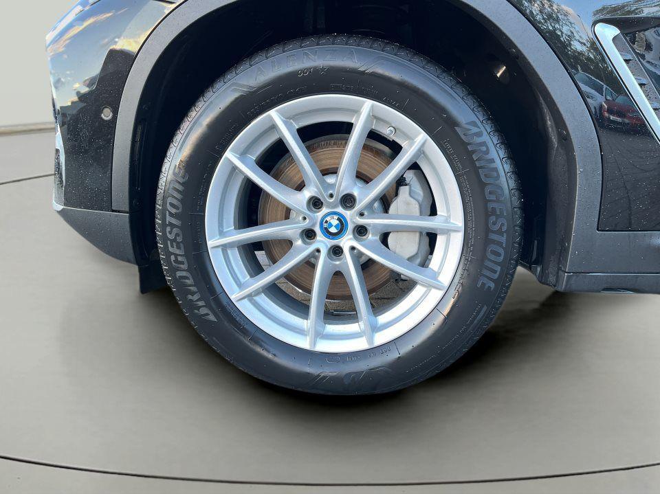 BMW X3 xDrive30e
