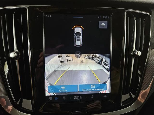 Volvo V60 Dark Geartronic Plus
