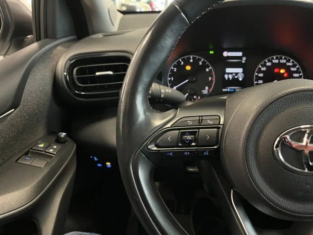 Toyota Yaris Active VVT-i