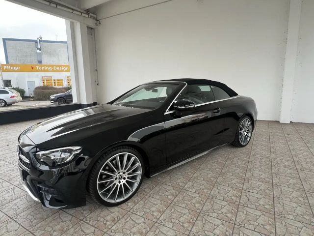 Mercedes-Benz E 200 AMG Line Cabriolet