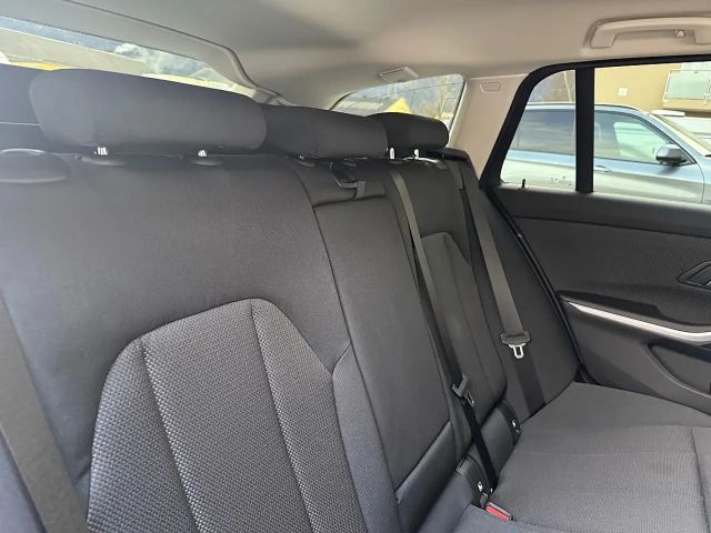 BMW 320 320d Touring xDrive