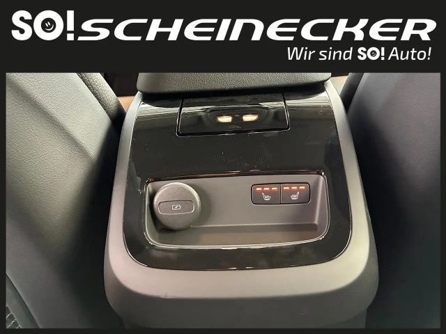 Volvo V60 AWD Dark Plus T6