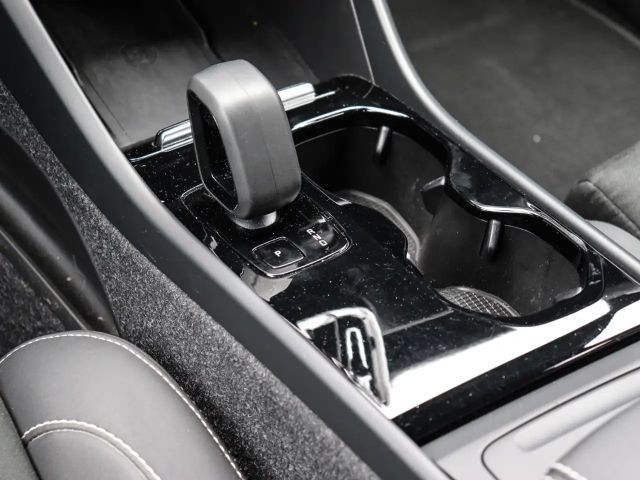 Volvo XC40 Plus Recharge