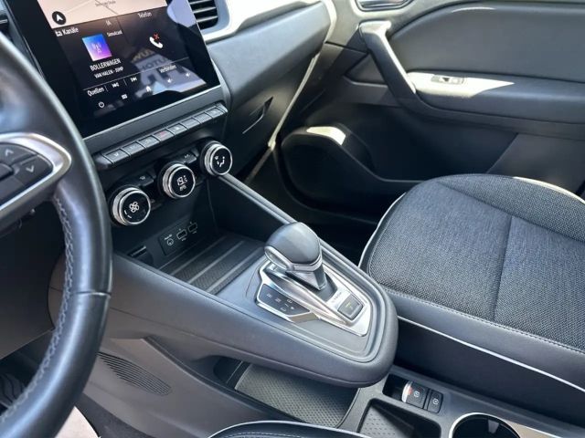 Renault Captur E-Tech Hybrid Intens