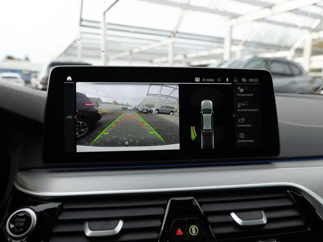 BMW 540 540d M-Sport Touring xDrive