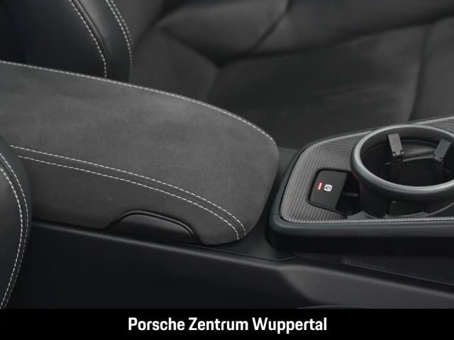 Porsche 992 4 Coupé GTS Targa