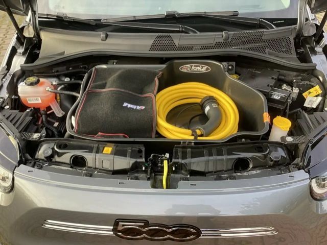 Fiat 500e La Prima by Bocelli