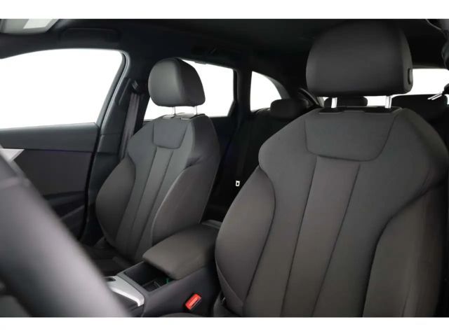 Audi A4 40 TFSI Avant Competition S-Line
