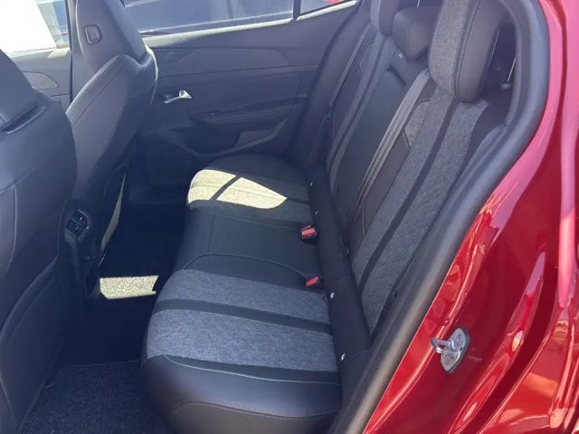 Peugeot 408 130 Allure Pack EAT8 PureTech