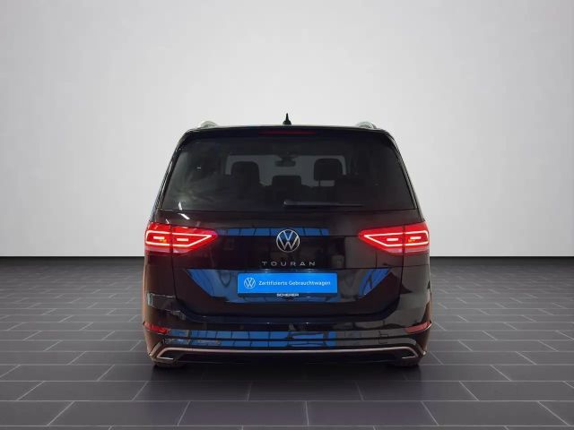 Volkswagen Touran 1.5 TSI DSG R-Line