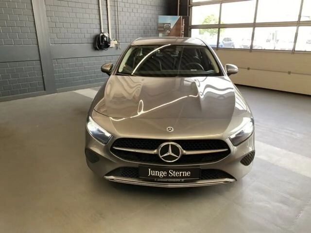 Mercedes-Benz A 200 Progressive