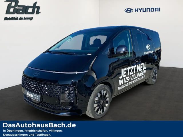 Hyundai Staria Signature