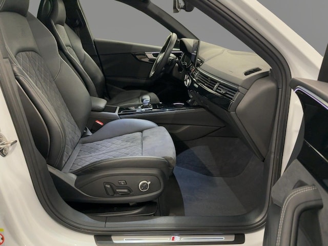 Audi A4 45 TFSI Avant Quattro S-Line S-Tronic