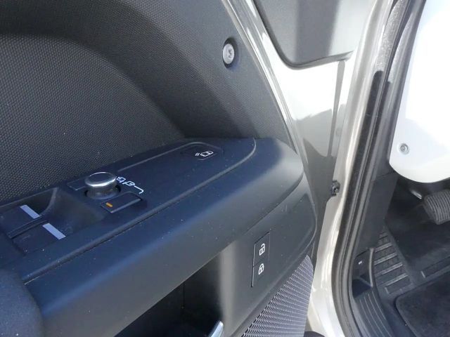 Land Rover Defender 90 AWD D200 S