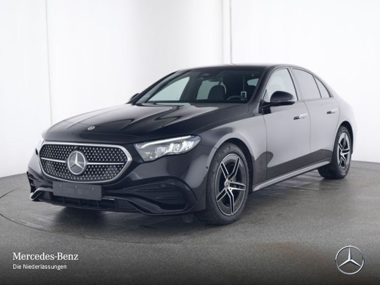Mercedes-Benz E 220 AMG Line E 220 d Sedan