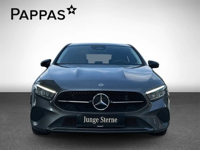 Mercedes-Benz A 180 Hatchback