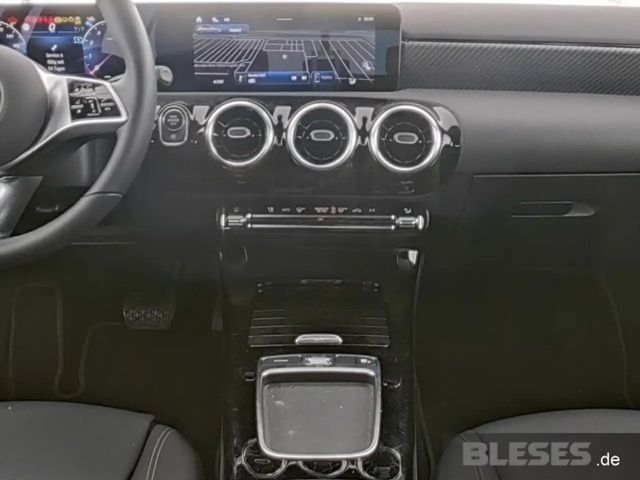 Mercedes-Benz A 180 Progressive