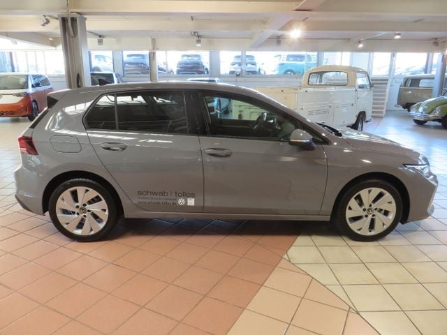Volkswagen Golf 1.5 TSI Golf VIII Life