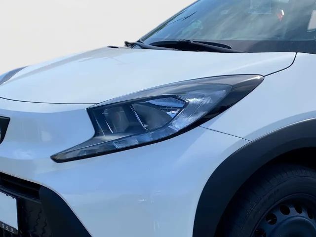 Toyota Aygo X 1.0 VVT-i Hatchback Play VVT-i