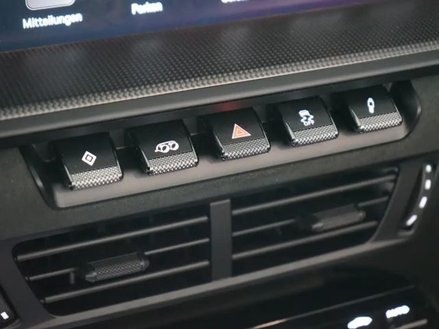 Porsche 992 Cabrio Carrera GTS