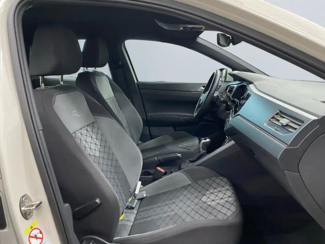 Volkswagen Taigo 1.5 TSI DSG R-Line