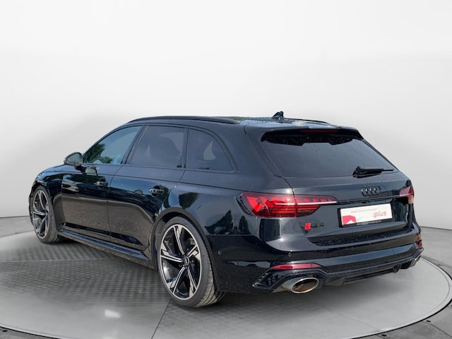 Audi RS4 Avant Quattro