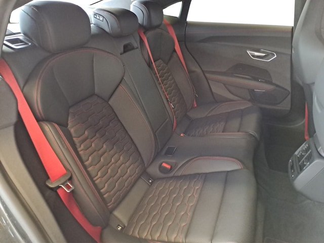 Audi RS e-tron GT Quattro