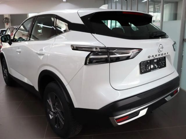 Nissan Qashqai 1.3 AT MHEV MJ2025 Carplay LED Klimauto